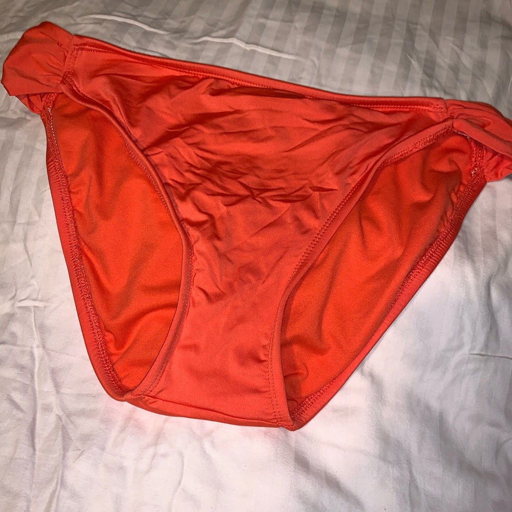 Size large bathing suit bottoms